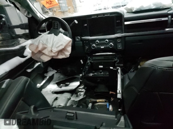 2024 Ford F-350 XL with VIN 1FT8W3BM1REF51296, listed as a Copart auction lot 89250765 with 7,140 mi miles and Salvage Title. Bid and sale history available at DreamBid. Image 8.