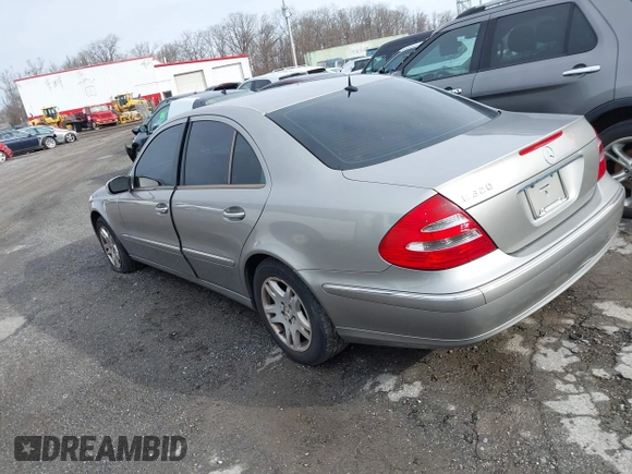 2004 Mercedes-Benz E 320 with VIN WDBUF65J14A549094, listed as a IAAI auction lot 41431242 with 304,550 mi miles and . Bid and sale history available at carsss.com. Image 3.