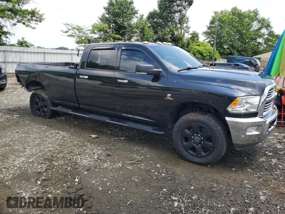 2017 Ram 2500 SLT z VIN 3C6UR5JL4HG721238, wystawiony jako Copart lot #62029205 z przebiegiem 100 187 mil mil oraz Szkoda całkowita • Salvage title. Historia ofert i sprzedaży dostępna na DreamBid. Obrazek 4.