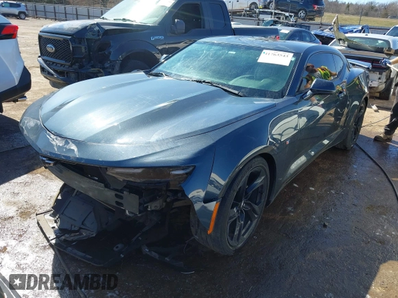 2019 Chevrolet Camaro 1LS with VIN 1G1FB1RX4K0122754, listed as a IAAI auction lot 41763543 with 91,704 mi miles and . Bid and sale history available at carsss.com. Image 2.