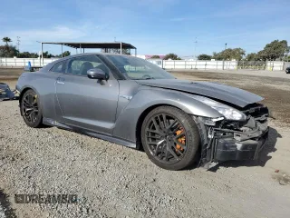 2017 Nissan GT-R Premium z VIN JN1AR5EF0HM820283, wystawiony jako Copart lot #80291674 z przebiegiem 98 489 mil mil oraz Szkoda całkowita • Salvage title. Historia ofert i sprzedaży dostępna na DreamBid. Obrazek 4.