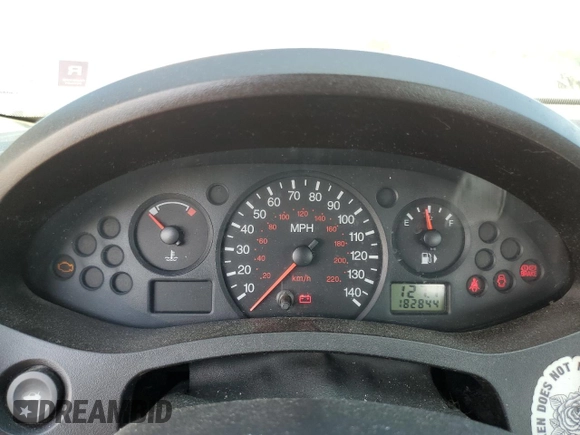 2007 Ford Focus S with VIN 1FAFP34N77W162007, listed as a Copart auction lot 60262625 with 182,844 mi miles and Clean title. Bid and sale history available at DreamBid. Image 9.