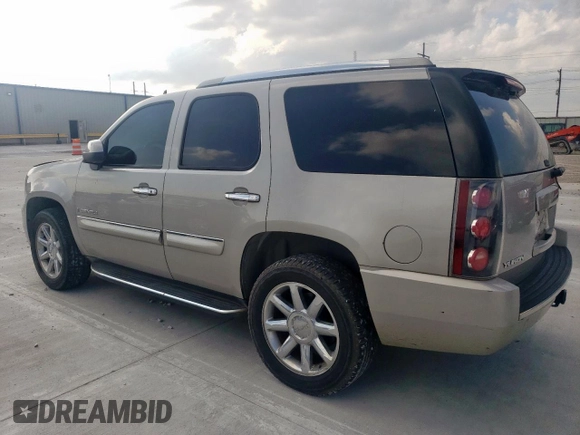 2007 GMC Yukon Denali с VIN 1GKFK63897J176451, выставлен на аукционе Copart как лот 59984905 с пробегом 175 974 миль миль и Чистый • Clean title. История ставок и продаж доступна на DreamBid. Изображение 2.