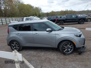 2024 Kia Soul EX with VIN KNDJ33AU8R7905962, listed as a IAAI auction lot 40863625 with 10,224 mi miles. Bid and sale history available at carsss.com. Image 13.