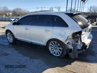 2013 Lincoln MKX with VIN 2LMDJ6JK8DBL60400, listed as a Copart auction lot 47014405 with 178,056 mi miles and Salvage Title. Bid and sale history available at carsss.com. Image 2.
