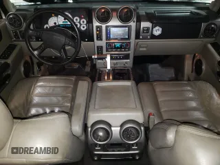 2003 Hummer H2 with VIN 5GRGN23U93H122385, listed as a Copart auction lot 45016915 with 148,756 mi miles and Clean Title. Bid and sale history available at carsss.com. Image 8.
