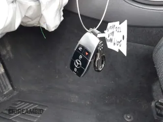 2019 Mercedes-Benz E 300 с VIN WDDZF4JB9KA547672, выставлен на аукционе IAAI как лот 41936530 с пробегом 67 332 миль миль и . История ставок и продаж доступна на DreamBid. Изображение 11.