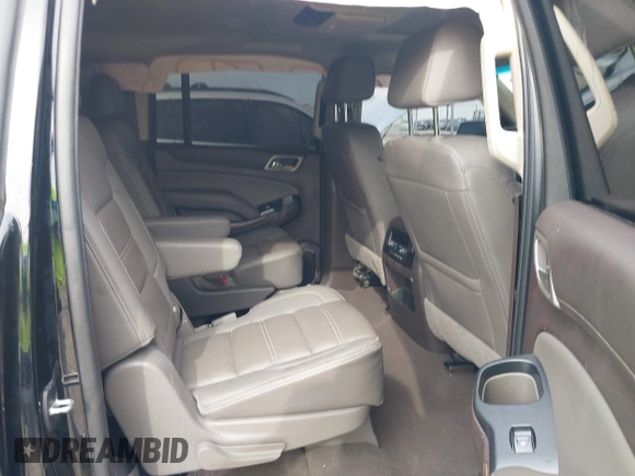 2019 GMC Yukon XL Denali with VIN 1GKS1HKJ9KR194167, listed as a IAAI auction lot 41092000 with 1 mi miles. Bid and sale history available at carsss.com. Image 8.
