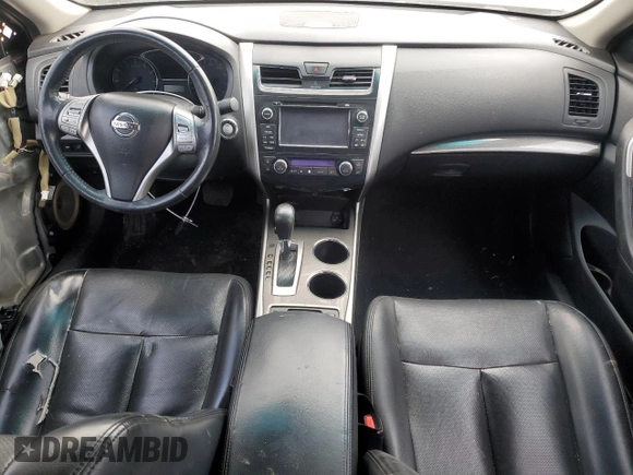 2015 Nissan Altima SL with VIN 1N4AL3AP3FN912065, listed as a Copart auction lot 49301075 with 179,522 mi miles and Salvage Title. Bid and sale history available at DreamBid. Image 8.