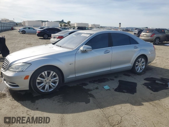 2010 Mercedes-Benz S 400 with VIN WDDNG9FBXAA318000, listed as a Copart auction lot 50596055 with 81,826 mi miles and Clean Title. Bid and sale history available at DreamBid. Image 1.