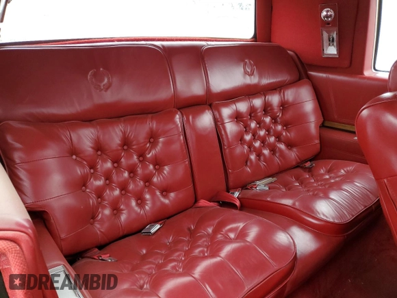 1985 Cadillac Eldorado z VIN 1G6EL5782FE634074, wystawiony jako Copart lot #44520964 z przebiegiem 74 425 mil mil oraz Szkody całkowita. Historia ofert i sprzedaży dostępna na DreamBid. Obrazek 10.