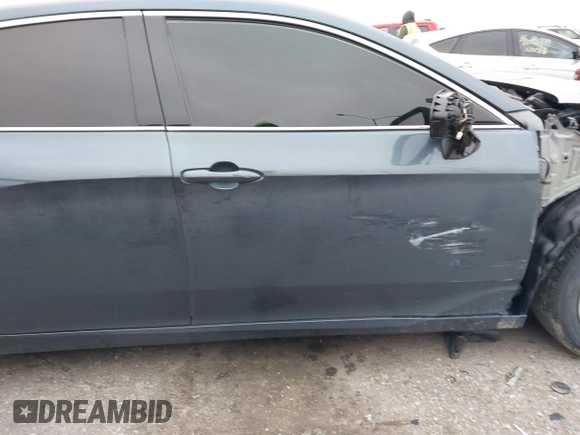2022 Toyota Avalon XLE z VIN 4T1JZ1FB2NU073049, wystawiony jako IAAI lot #41506550 z przebiegiem 52 073 mil mil oraz . Historia ofert i sprzedaży dostępna na DreamBid. Obrazek 13.