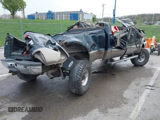 2004 Ford F-250 XL with VIN 1FTNW21L84EC47123, listed as a IAAI auction lot 42002958 with Not provided miles and . Bid and sale history available at DreamBid. Image 4.