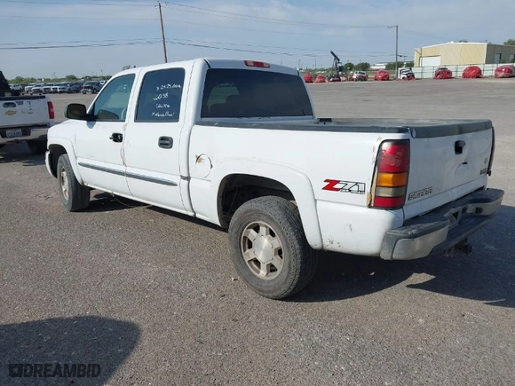 2006 GMC Sierra 1500 SLT with VIN 2GTEK13Z461260138, listed as a IAAI auction lot 41905141 with 382,152 mi miles. Bid and sale history available at carsss.com. Image 3.