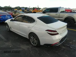 2022 Genesis G70 2.0T с VIN KMTG34TA0NU088955, выставлен на аукционе IAAI как лот 40444202 с пробегом 14 315 миль миль и . История ставок и продаж доступна на DreamBid. Изображение 3.
