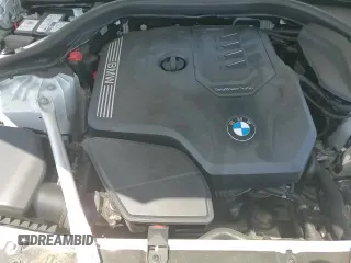 2022 BMW 5 Series 530i xDrive z VIN WBA13BJ03NCJ98694, wystawiony jako Copart lot #67087415 z przebiegiem 28 025 mil mil oraz Szkoda całkowita • Salvage title. Historia ofert i sprzedaży dostępna na DreamBid. Obrazek 16.