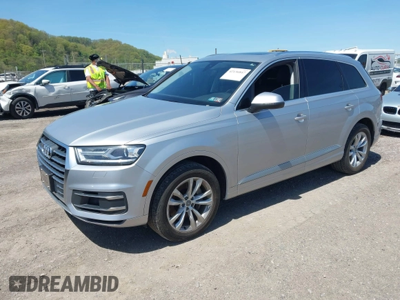 2018 Audi Q7 Premium Plus с VIN WA1LAAF79JD019641, выставлен на аукционе IAAI как лот 42136847 с пробегом 102 899 миль миль и . История ставок и продаж доступна на DreamBid. Изображение 17.