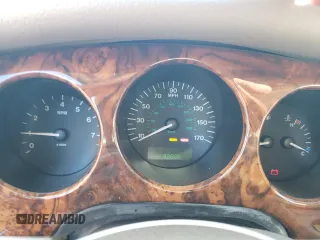2000 Jaguar XJ Vanden Plas with VIN SAJDA24C7YLF17289, listed as a Copart auction lot 81923924 with 42,689 mi miles and Clean title. Bid and sale history available at DreamBid. Image 9.