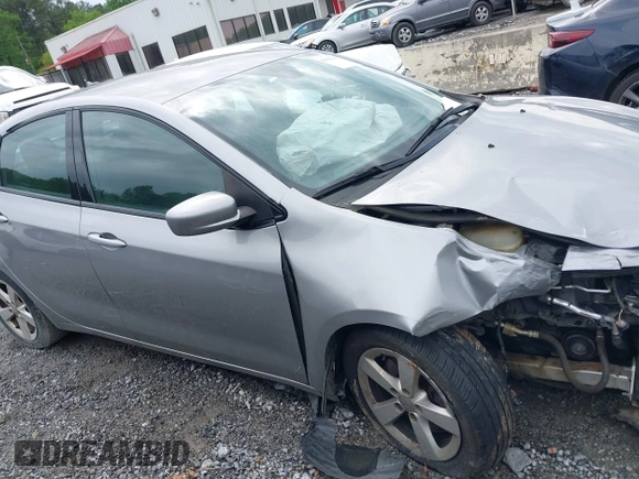 2015 Dodge Dart SXT z VIN 1C3CDFBB1FD212124, wystawiony jako IAAI lot #42091949 z przebiegiem 173 014 mil mil oraz . Historia ofert i sprzedaży dostępna na DreamBid. Obrazek 13.