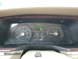 2006 Lincoln Town Car Signature Limited z VIN 1LNHM82V66Y647071, wystawiony jako Copart lot #58176045 z przebiegiem 168 075 mil mil oraz Szkoda całkowita • Salvage title. Historia ofert i sprzedaży dostępna na DreamBid. Obrazek 9.