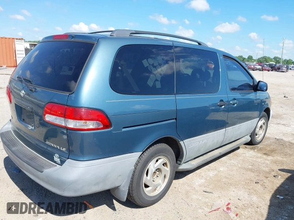 2002 Toyota Sienna LE with VIN 4T3ZF13C82U429841, listed as a IAAI auction lot 42131029 with 271,573 mi miles and . Bid and sale history available at DreamBid. Image 4.