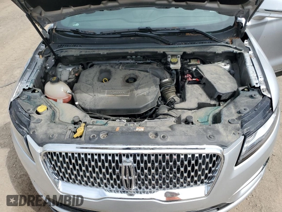 2019 Lincoln MKC Reserve with VIN 5LMCJ3D90KUL50611, listed as a Copart auction lot 62280275 with 48,835 mi miles and Clean title. Bid and sale history available at DreamBid. Image 12.