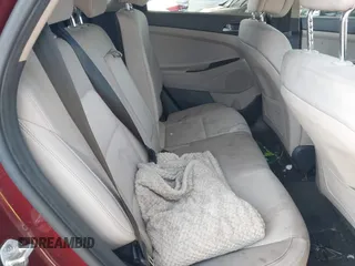 2016 Hyundai Tucson SE z VIN KM8J23A43GU026818, wystawiony jako IAAI lot #41752602 z przebiegiem 87 595 mil mil oraz . Historia ofert i sprzedaży dostępna na DreamBid. Obrazek 8.