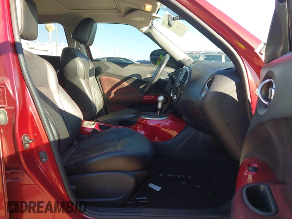 2012 Nissan Juke SL with VIN JN8AF5MR5CT101826, listed as a IAAI auction lot 41053272 with 24,525 mi miles. Bid and sale history available at carsss.com. Image 5.