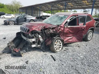 2019 Jeep Cherokee Latitude z VIN 1C4PJLCBXKD406180, wystawiony jako Copart lot #52573495 z przebiegiem Nie podano mil oraz Szkoda całkowita • Salvage title. Historia ofert i sprzedaży dostępna na DreamBid. Obrazek 1.