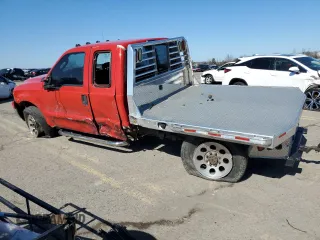 2006 Ford F-250 XL z VIN 1FTSX21PX6EB14126, wystawiony jako Copart lot #48221665 z przebiegiem Nie podano mil oraz Szkoda całkowita • Salvage title. Historia ofert i sprzedaży dostępna na DreamBid. Obrazek 2.