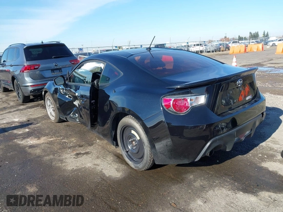 2014 Scion FR-S z VIN JF1ZNAA18E9700718, wystawiony jako IAAI lot #40958319 z przebiegiem 104 010 mil mil oraz . Historia ofert i sprzedaży dostępna na DreamBid. Obrazek 3.