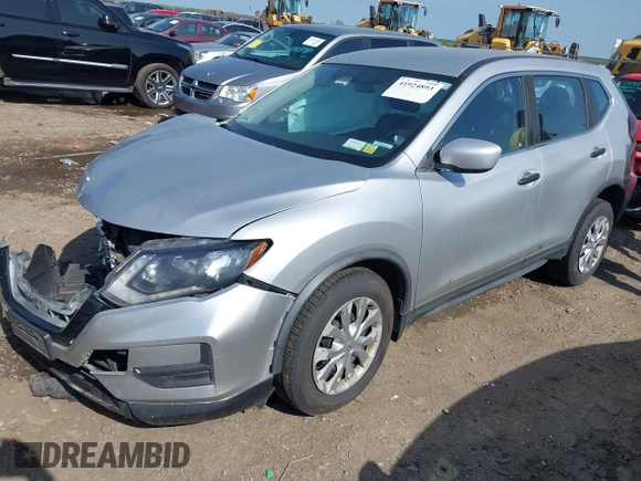 2018 Nissan Rogue SV with VIN KNMAT2MVXJP517232, listed as a IAAI auction lot 41924893 with 205,932 mi miles. Bid and sale history available at carsss.com. Image 2.