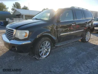 2007 Chrysler Aspen Limited with VIN 1A8HX582X7F567320, listed as a Copart auction lot 88664375 with 200,592 mi miles and Salvage Title. Bid and sale history available at carsss.com. Image 1.