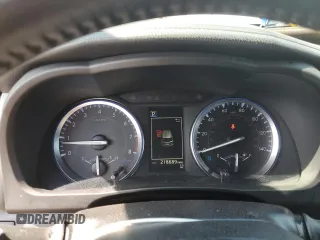 2019 Toyota Highlander SE z VIN 5TDJZRFH1KS629231, wystawiony jako Copart lot #54161975 z przebiegiem 218 689 mil mil oraz Szkoda całkowita • Salvage title. Historia ofert i sprzedaży dostępna na DreamBid. Obrazek 9.