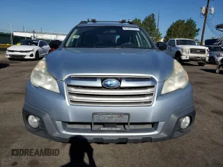 2014 Subaru Outback 2.5i with VIN 4S4BRCAC2E3268350, listed as a Copart auction lot 61493445 with 194,912 mi miles and Clean title. Bid and sale history available at DreamBid. Image 5.