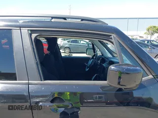 2018 Jeep Renegade Latitude with VIN ZACCJBBB2JPH44585, listed as a IAAI auction lot 42392971 with 64,185 mi miles and . Bid and sale history available at DreamBid. Image 17.