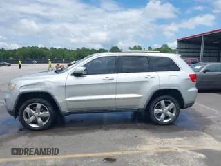 2011 Jeep Grand Cherokee Limited with VIN 1J4RR5GT9BC652279, listed as a IAAI auction lot 42444740 with 180,014 mi miles and . Bid and sale history available at DreamBid. Image 14.
