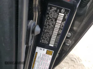 2020 Toyota Prius L Eco z VIN JTDKARFU1L3113480, wystawiony jako Copart lot #52830035 z przebiegiem Nie podano mil oraz Szkoda całkowita • Salvage title. Historia ofert i sprzedaży dostępna na DreamBid. Obrazek 12.