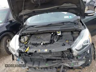 2017 Ford Escape Titanium z VIN 1FMCU0JD9HUE03672, wystawiony jako IAAI lot #42411549 z przebiegiem 89 846 mil mil oraz . Historia ofert i sprzedaży dostępna na DreamBid. Obrazek 10.