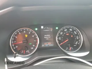 2022 Toyota RAV4 XLE with VIN 2T3W1RFV3NW203742, listed as a Copart auction lot 62733585 with 6,668 mi miles and Non repairable. Bid and sale history available at DreamBid. Image 9.