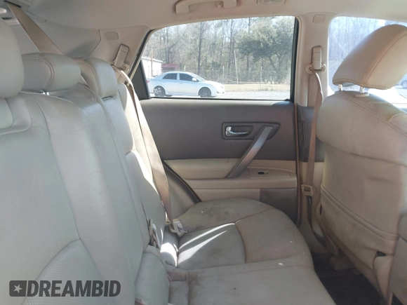 2006 Infiniti FX with VIN JNRAS08U76X100523, listed as a IAAI auction lot 41789613 with 180,641 mi miles. Bid and sale history available at carsss.com. Image 8.