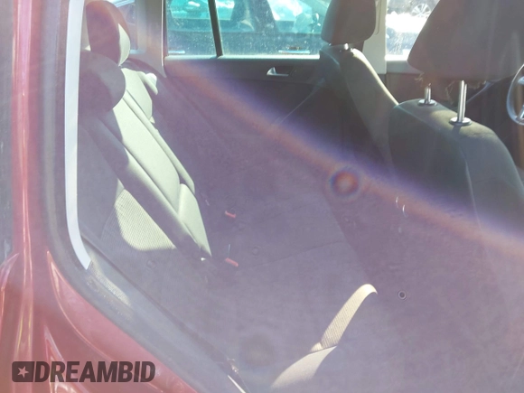 2013 Volkswagen Tiguan S with VIN WVGAV3AX1DW098392, listed as a IAAI auction lot 41420676 with 75,279 mi miles and . Bid and sale history available at DreamBid. Image 8.