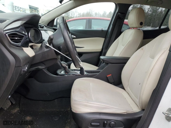 2020 Buick Encore GX Preferred with VIN KL4MMCSL3LB109327, listed as a Copart auction lot 73920834 with 118,542 mi miles and Salvage Title. Bid and sale history available at carsss.com. Image 7.