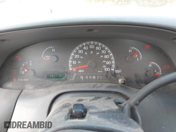 2000 Ford F-150 XL with VIN 1FTRX18W0YKB28000, listed as a IAAI auction lot 42451649 with 193,718 mi miles and . Bid and sale history available at DreamBid. Image 7.