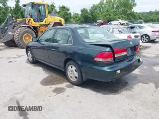 2001 Honda Accord EX с VIN 1HGCG16531A015929, выставлен на аукционе IAAI как лот 42362931 с пробегом 216 074 миль миль и . История ставок и продаж доступна на DreamBid. Изображение 3.