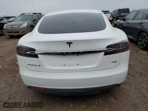 2015 Tesla Model S 85D with VIN 5YJSA1S21FF089159, listed as a Copart auction lot 51504605 with 58,944 mi miles and Clean Title. Bid and sale history available at carsss.com. Image 6.