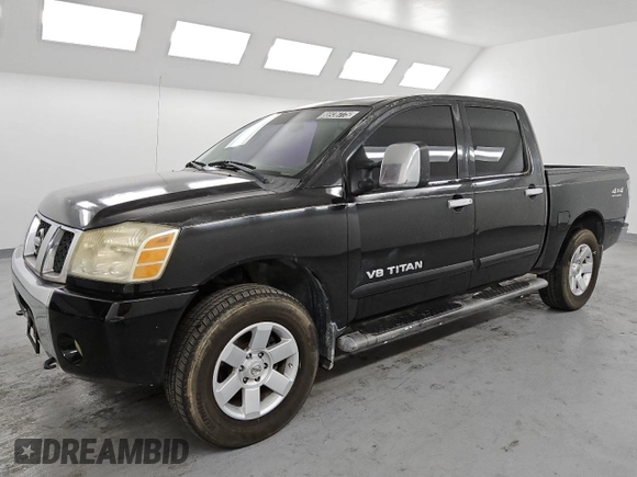 2005 Nissan Titan LE with VIN 1N6AA07B25N562871, listed as a Copart auction lot 88936775 with 213,775 mi miles and Clean Title. Bid and sale history available at carsss.com. Image 1.