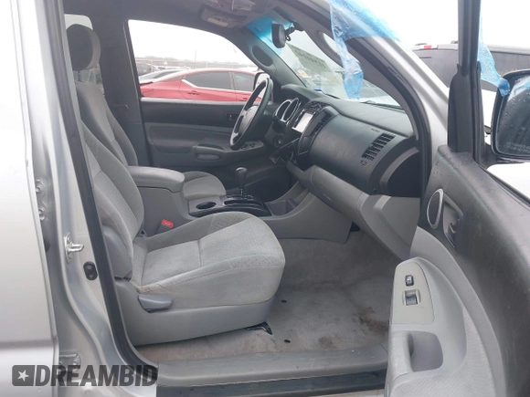 2008 Toyota Tacoma PreRunner with VIN 3TMJU62N78M064162, listed as a IAAI auction lot 41544142 with 195,525 mi miles. Bid and sale history available at carsss.com. Image 5.