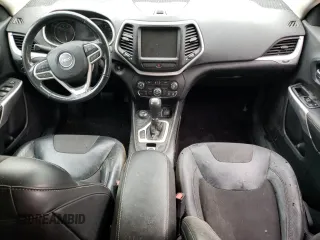 2018 Jeep Cherokee Latitude Plus with VIN 1C4PJMLX2JD505432, listed as a Copart auction lot 84936204 with 102,287 mi miles and Salvage title. Bid and sale history available at DreamBid. Image 8.