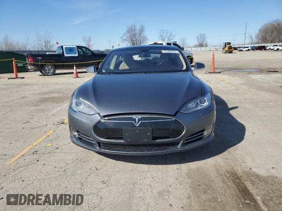 2014 Tesla Model S 60 with VIN 5YJSA1S17EFP47508, listed as a Copart auction lot 47589275 with 108,151 mi miles and Salvage Title. Bid and sale history available at DreamBid. Image 5.